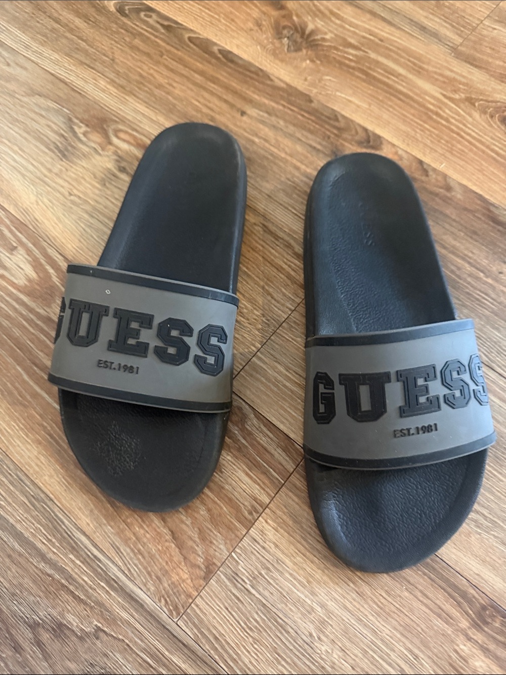 GUESS Black and Grey Logo Slide Sandals